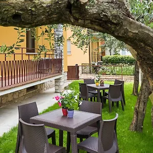 Ortaglia B2 Torri Del Benaco